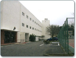 ����10�̎R���r��